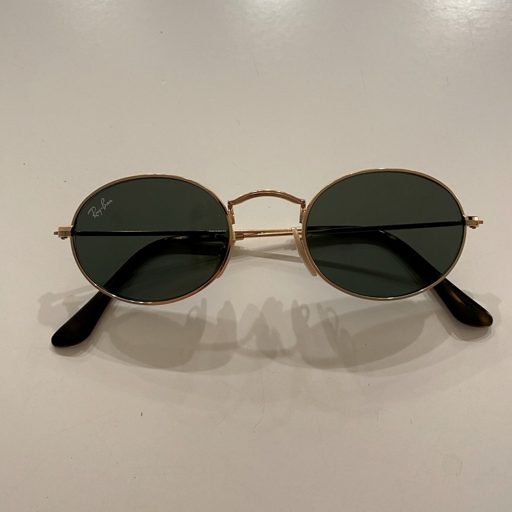 Ray-ban Oval Flat Lens Sunglasses